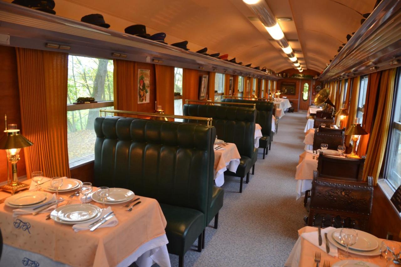 Le Train Des Reves Hotel Dracy-Saint-Loup Ngoại thất bức ảnh